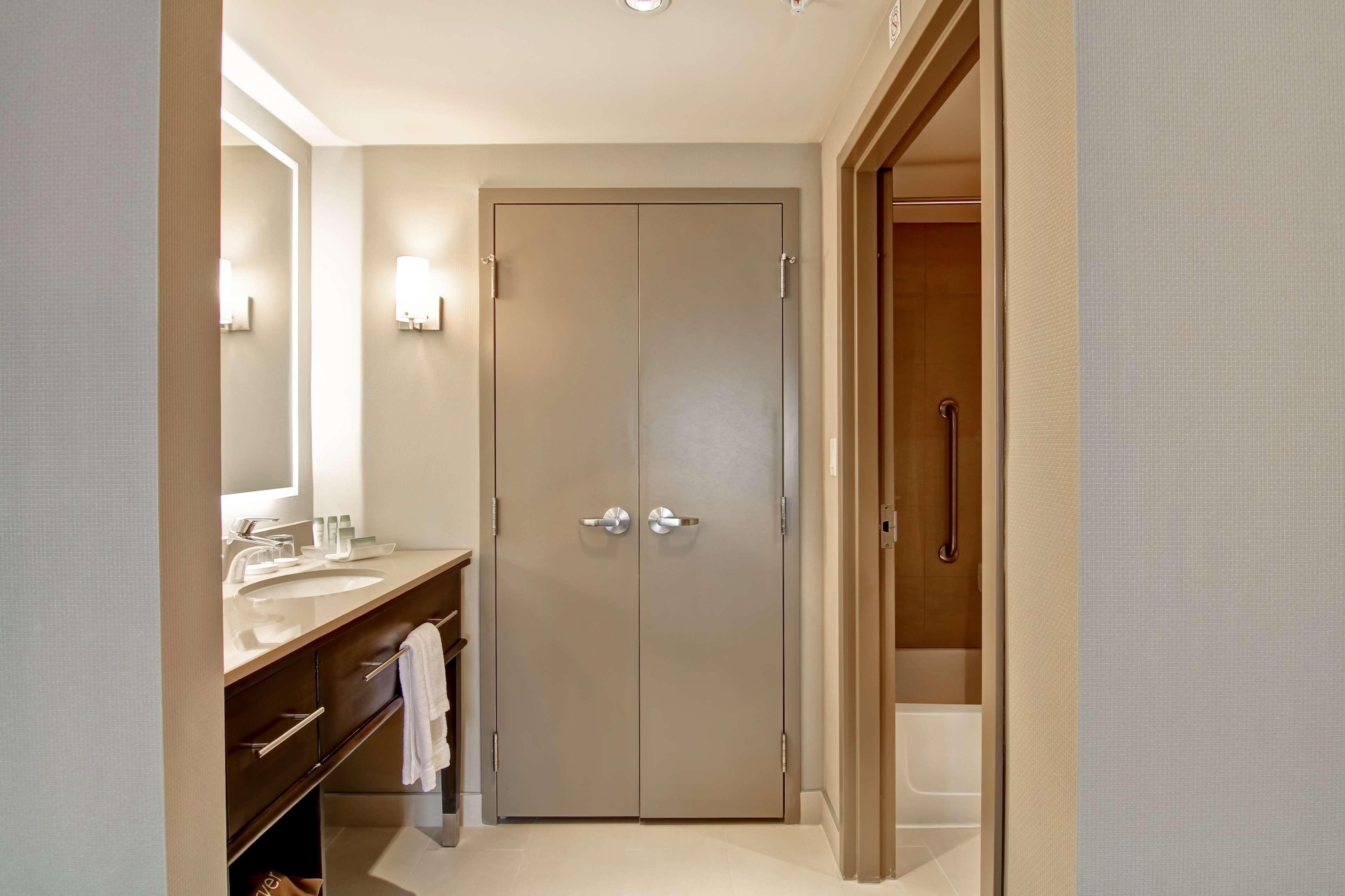 Homewood Suites By Hilton Toronto-Ajax Buitenkant foto